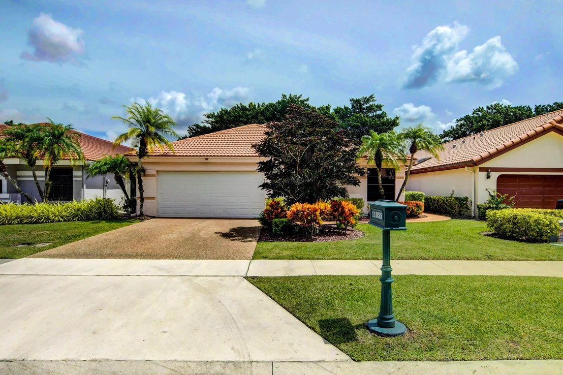 Photo of 11055 Clover Leaf Circle