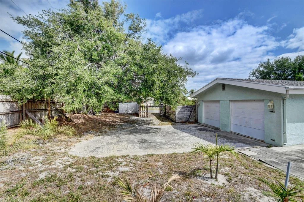 Photo of 3605 SE 2nd Street