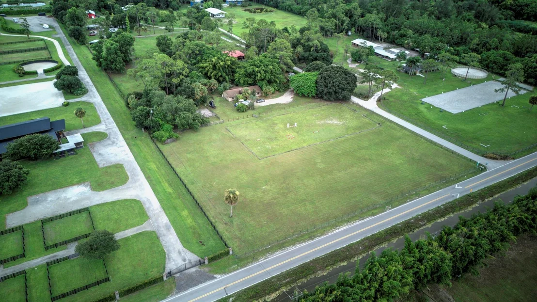 Photo of 2340 B Road