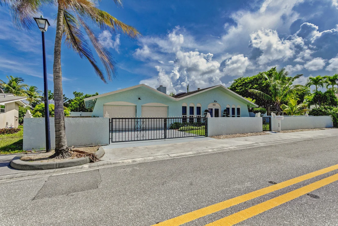 Photo of 430 Mars Way
