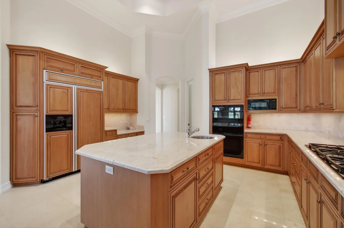 Photo of 331 MIZNER LAKE ESTATES Drive