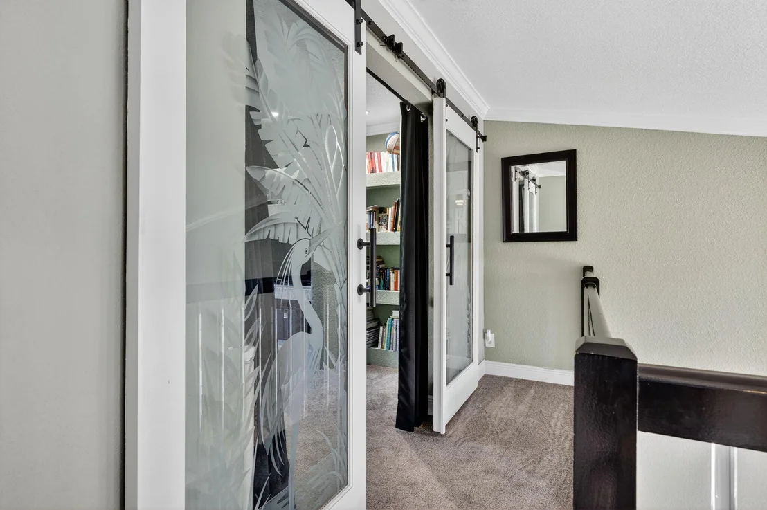 Photo of 5565 American Circle