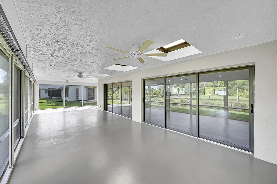 Photo of 6195 Winding Brooke Way