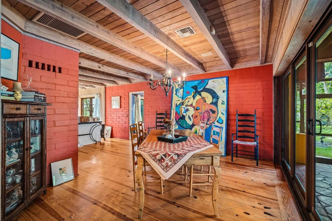 Photo of 334 Palm Trail
