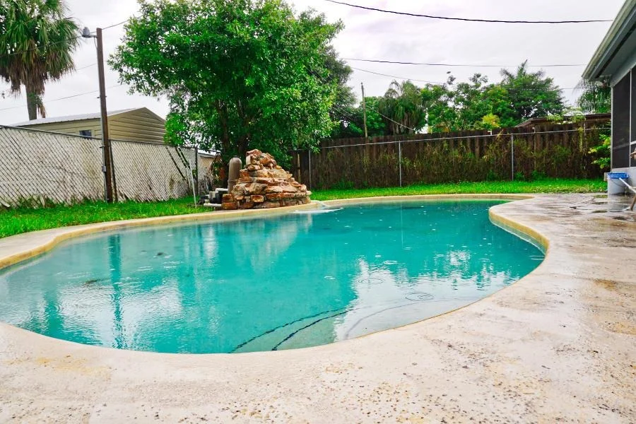 Photo of 1112 E River Drive