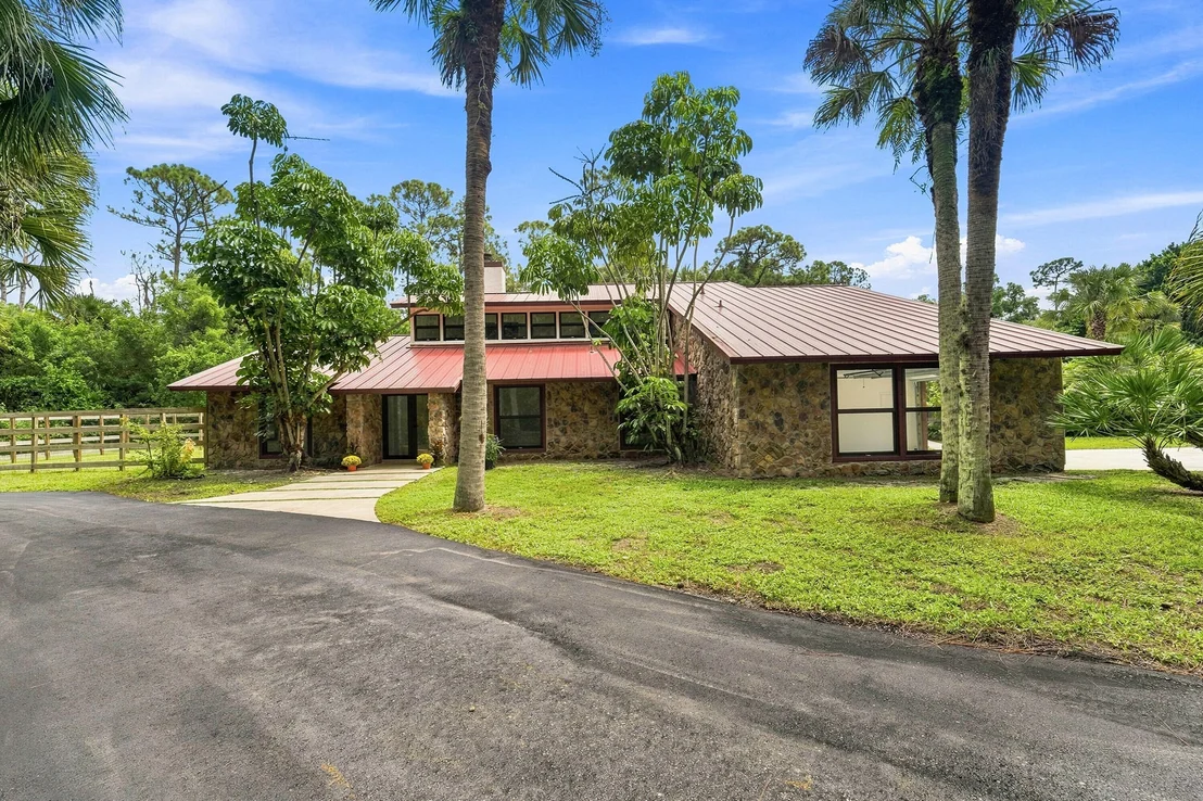 Photo of 2730 Doe Trail