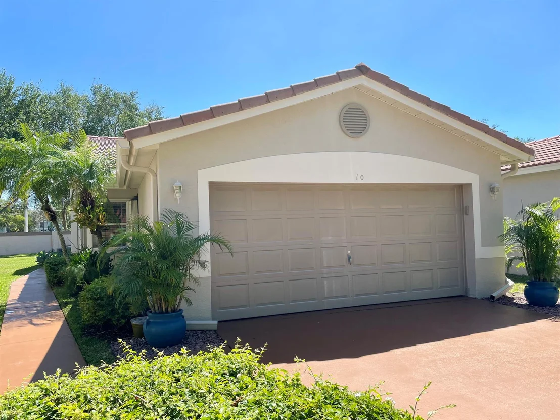 Photo of 10 Sausalito Drive