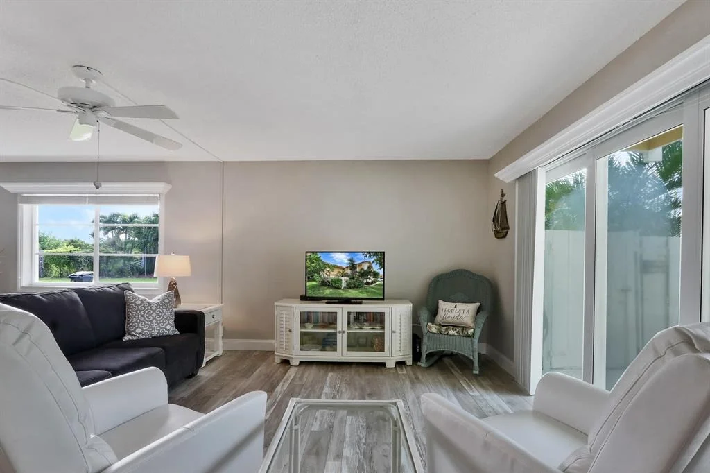 Photo of 258 Seabreeze Circle