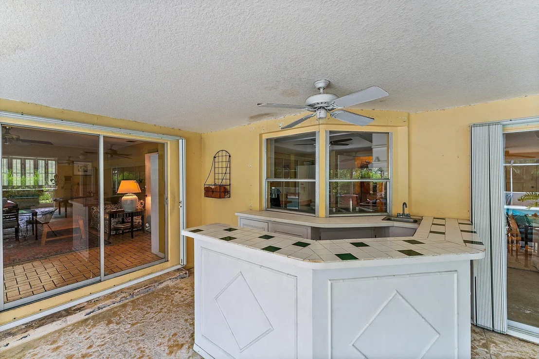 Photo of 100 Gulfstream Road