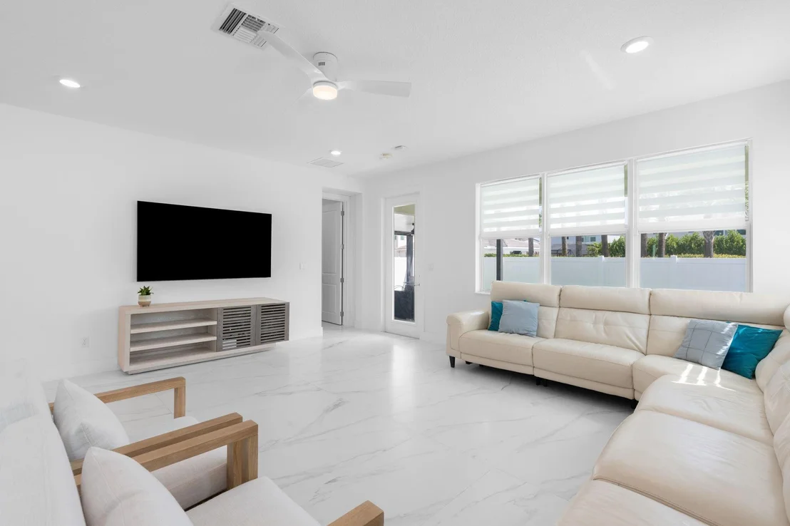 Photo of 4224 Marina Way