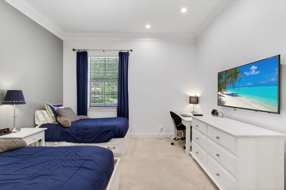 Photo of 16266 Rosecroft Terrace