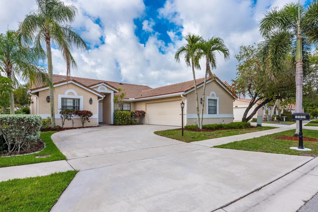 Photo of 8686 Eagle Run Drive