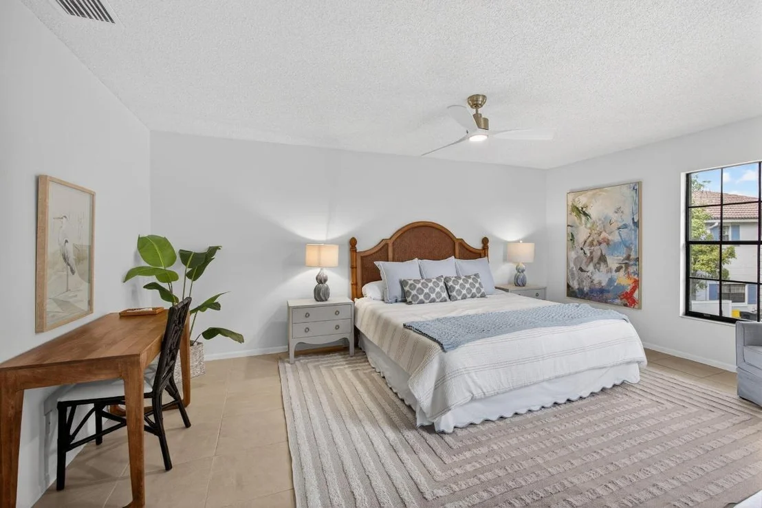 Photo of Unit 2 at 357 Prestwick Circle