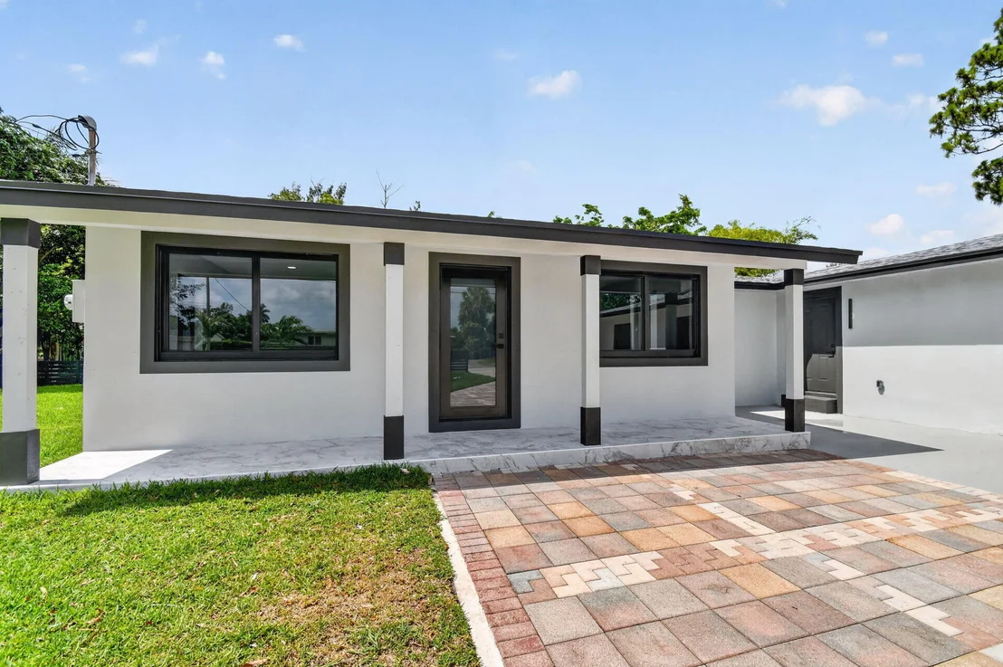 Photo of 3192 Riddle Road