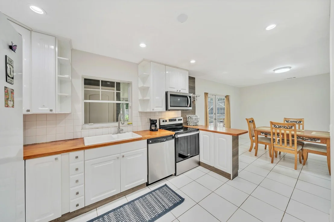 Photo of 9976 Liberty Road