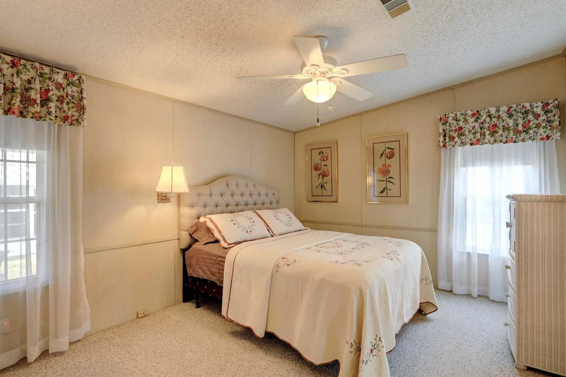 Photo of 931 Jacaranda Drive