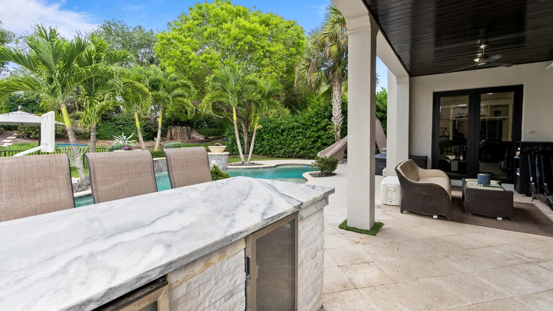 Photo of 9521 Eden Manor