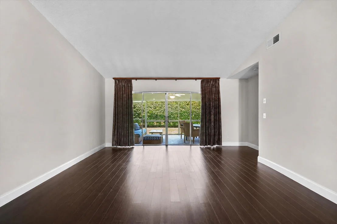 Photo of 129 Moccasin Trail S