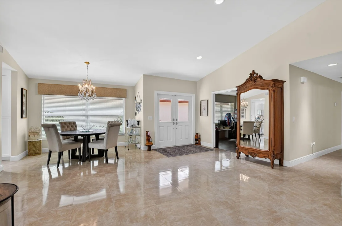 Photo of 11270 Clover Leaf Circle