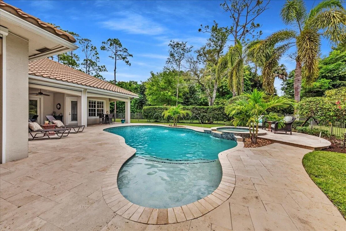 Photo of 378 Squire Drive