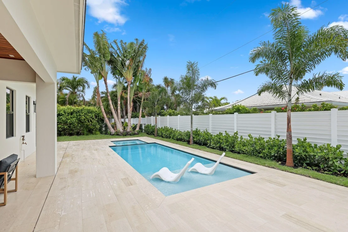 Photo of 1160 Emerald Drive