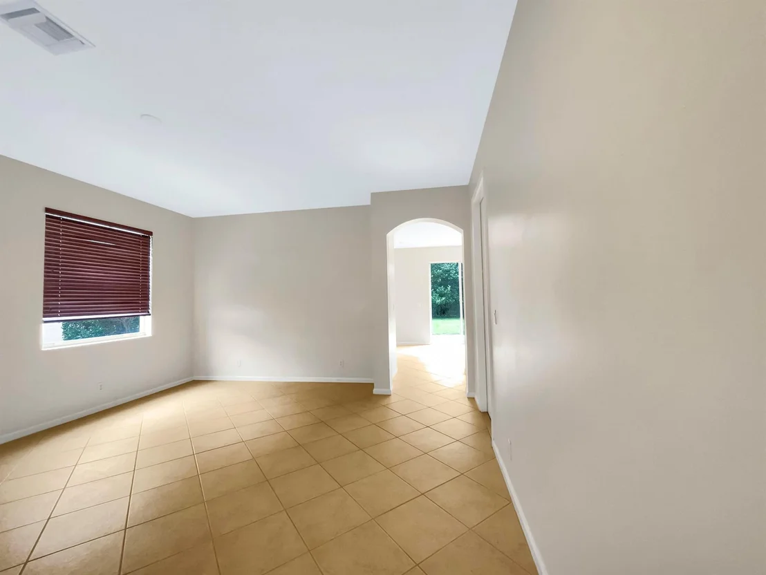 Photo of 1593 SE Tradition Trace