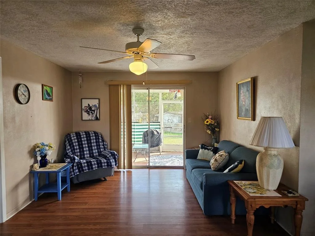 Photo of 2247 Croydon Road