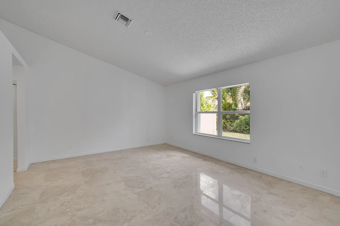 Photo of 5295 Grande Palm Circle
