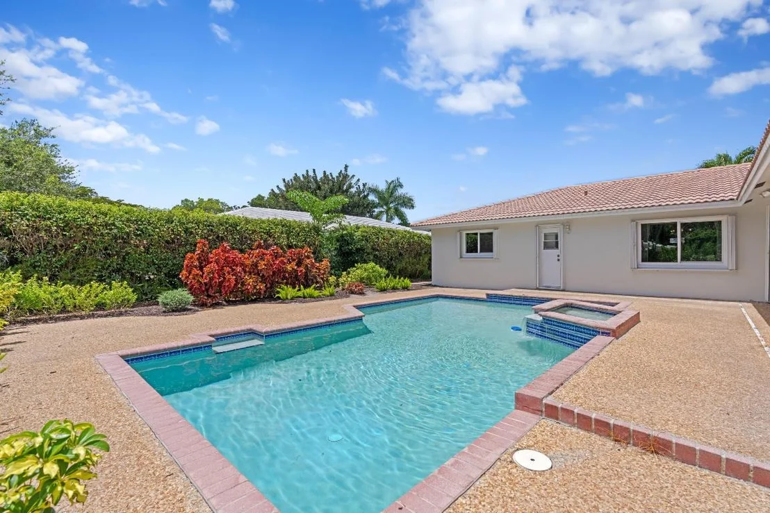 Photo of 3288 NW 25th Way