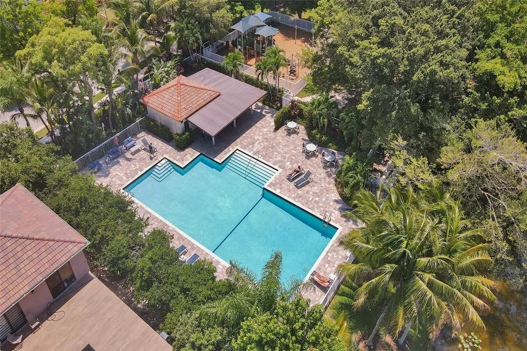 Photo of 325 Cameron Drive