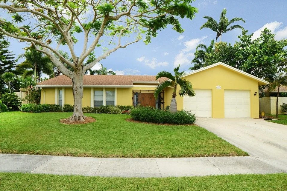 Photo of 4943 Acorn Drive