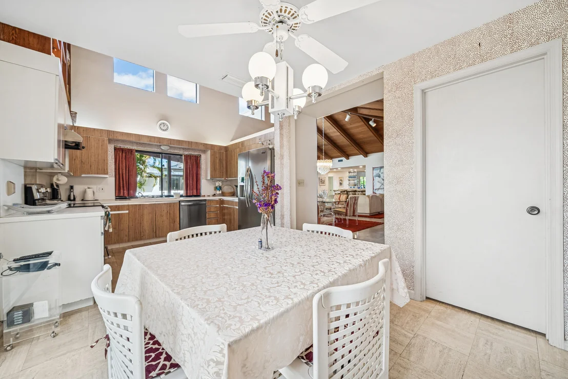 Photo of 5104 Pineview Circle