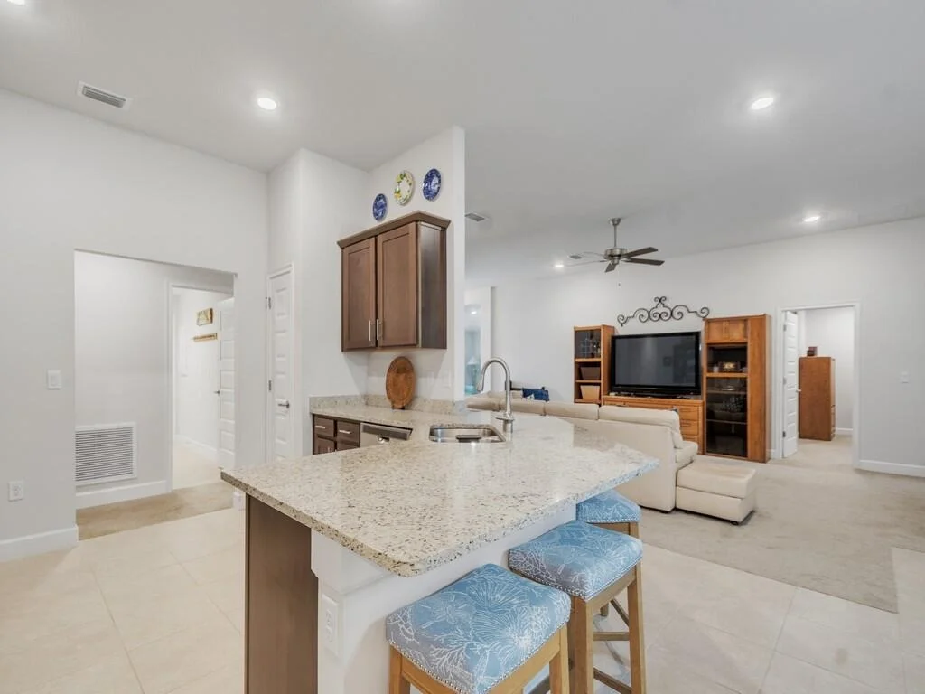 Photo of 8332 Amalfi Circle