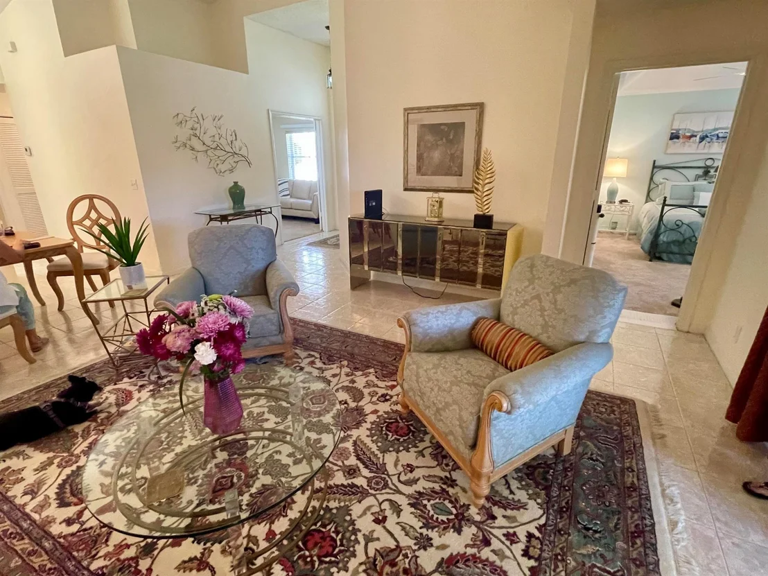 Photo of 10 Sausalito Drive