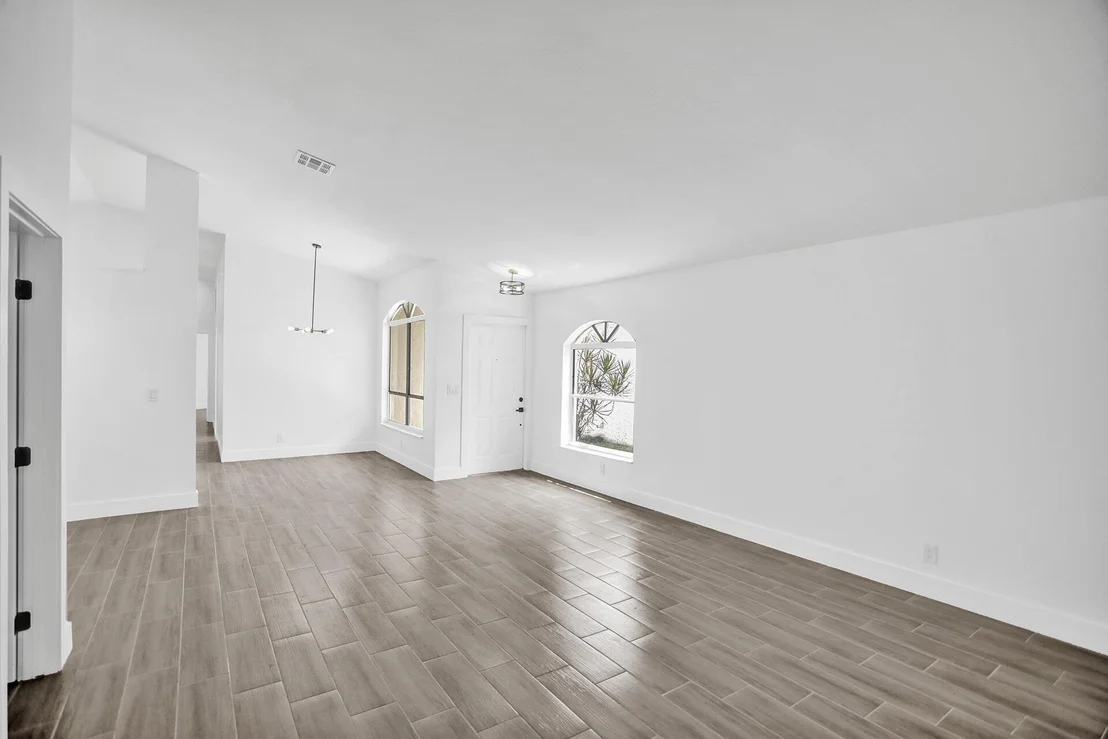 Photo of 214 Wedgewood Circle