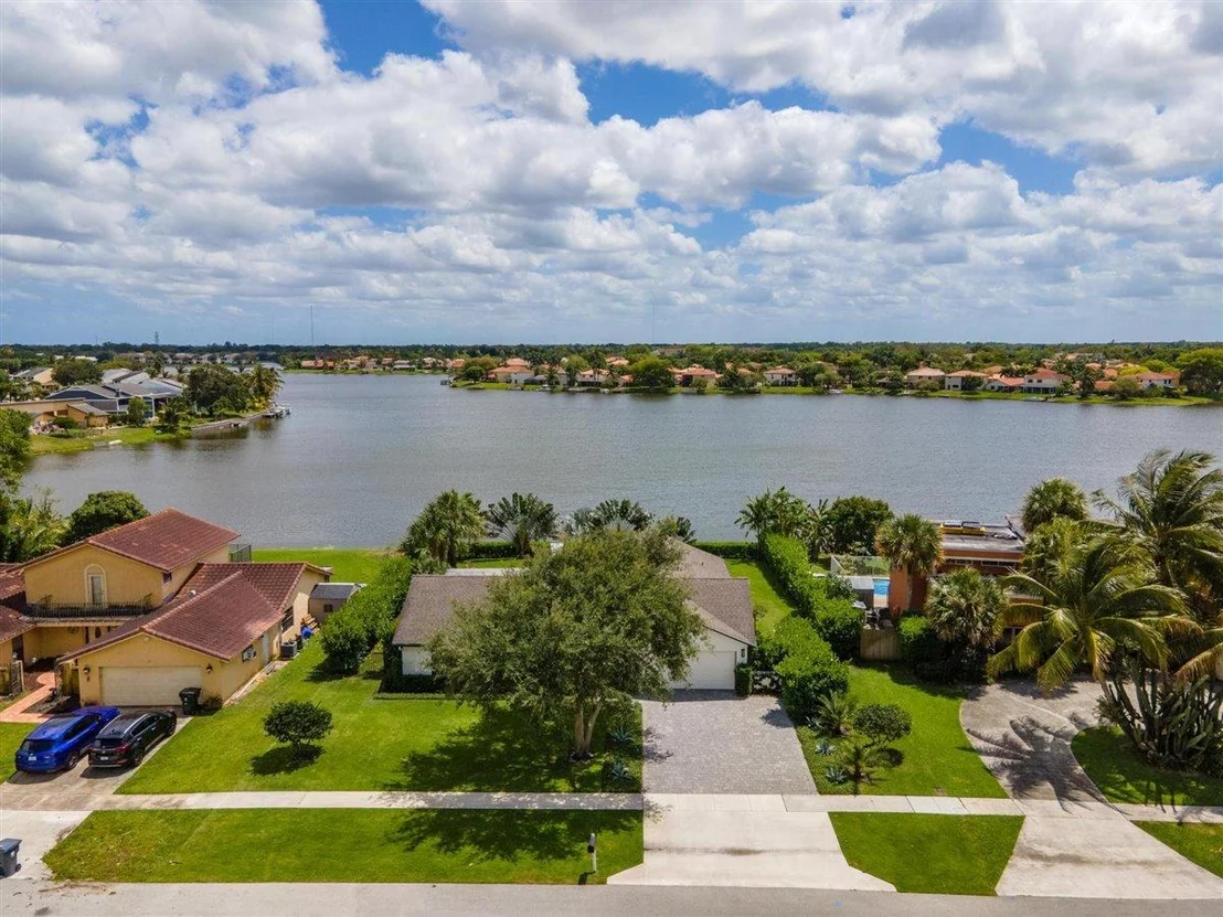 Photo of 1400 Sailboat Circle