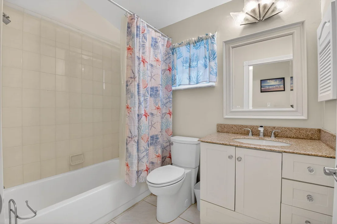 Photo of 6165 Bay Isles Drive