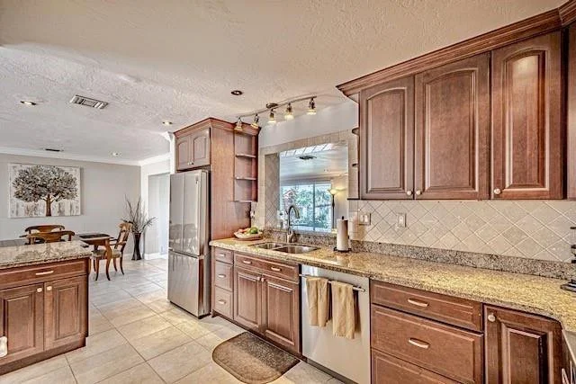 Photo of 1131 SE 5th Avenue
