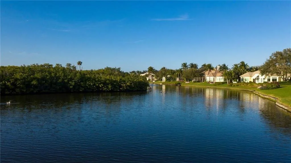 Photo of 535 White Pelican Circle