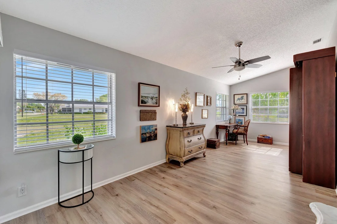 Photo of 3352 Justin Circle