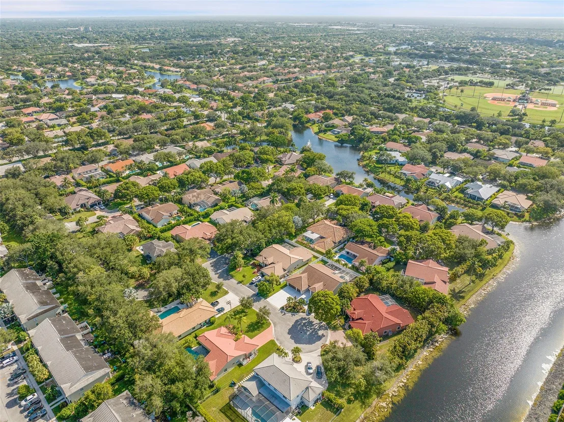 Photo of 10004 NW 57th Place