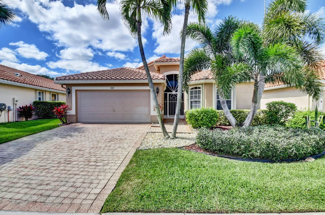 Photo of 7225 Haviland Circle