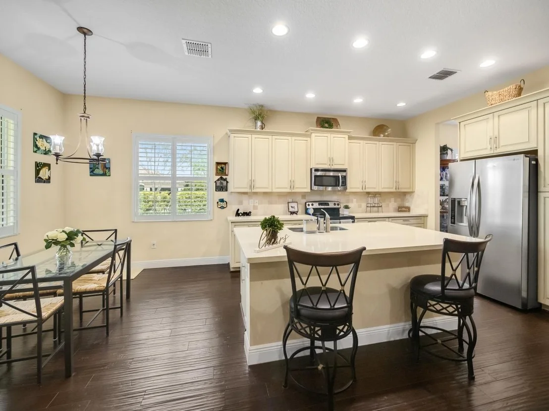 Photo of 2585 Cooper Way