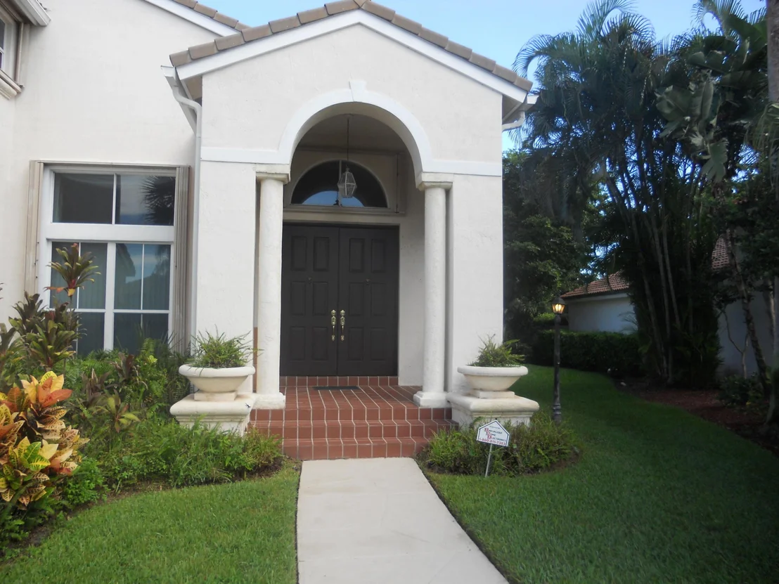 Photo of 6284 Old Medinah Circle