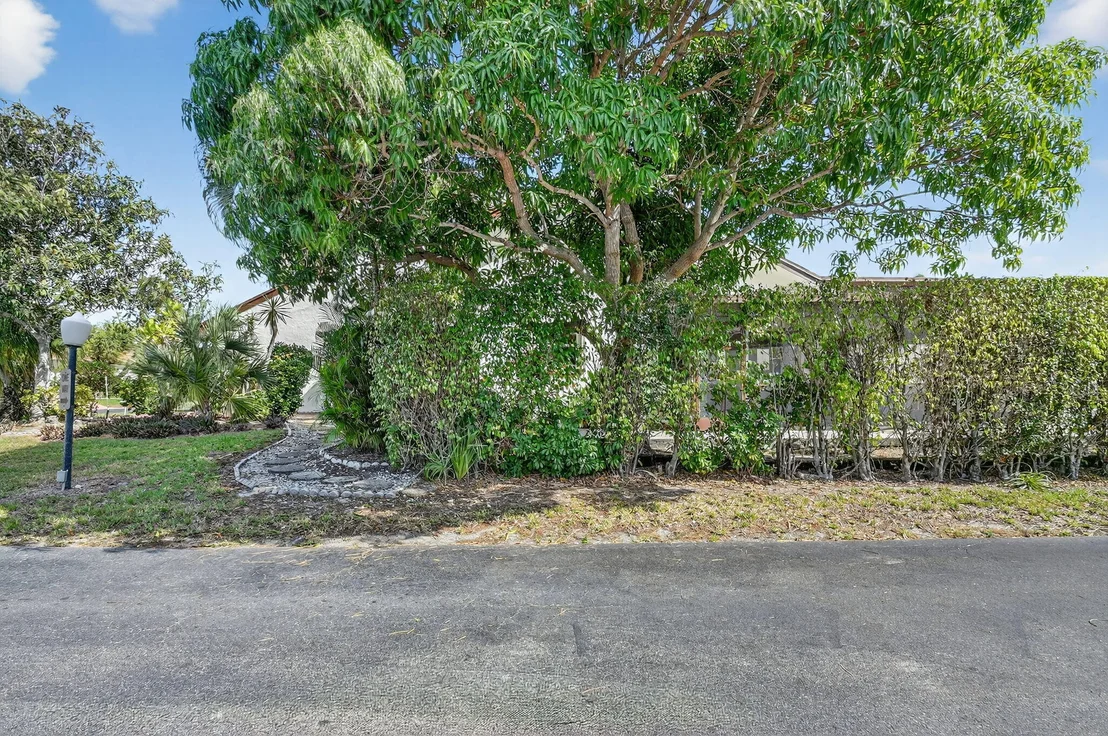 Photo of 6730 Starkeys Place