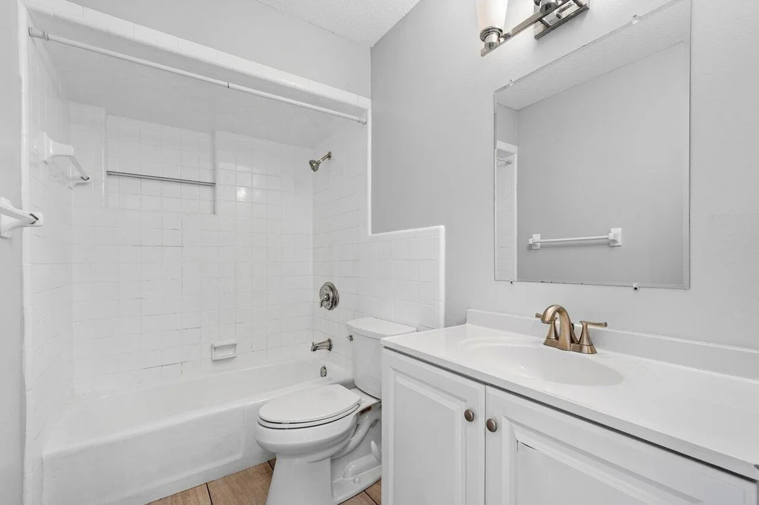 Photo of 705 N Perry Avenue