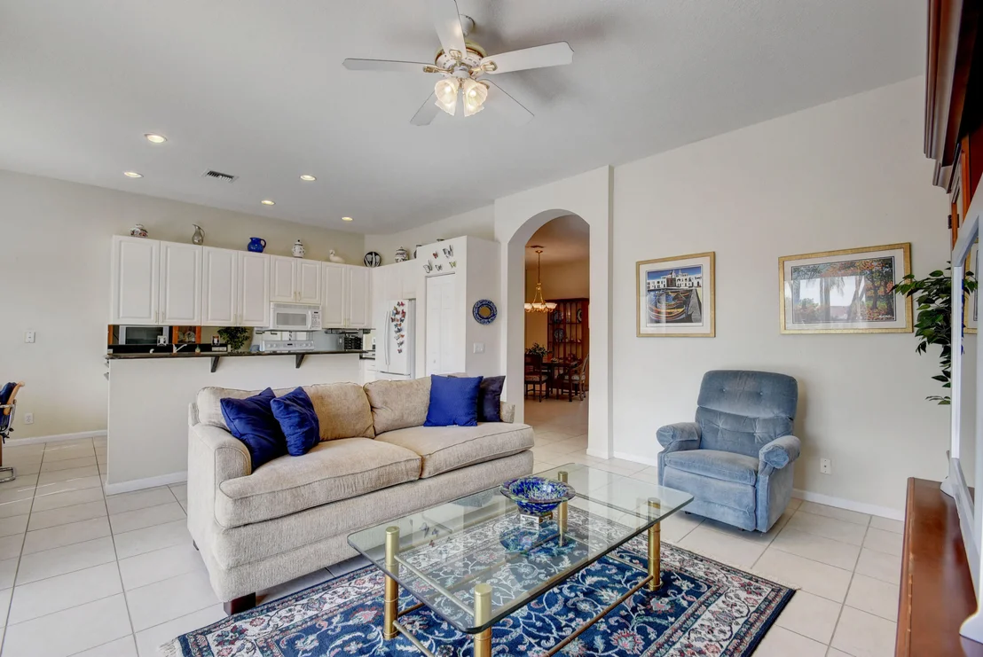Photo of 7046 Haviland Circle