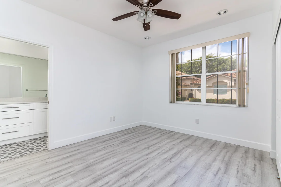 Photo of 5290 NW 26th Circle