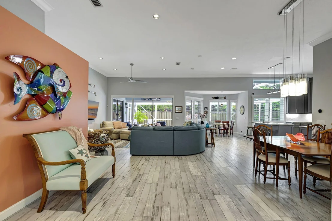 Photo of 271 Eagleton Estates Boulevard