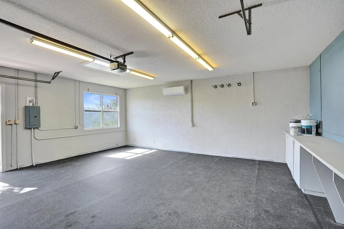 Photo of 603 N Cypress Drive